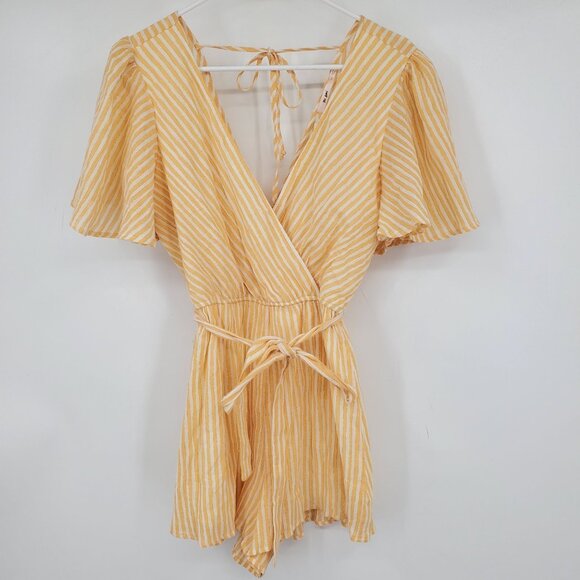 NWT Miami Francesca's Jerrie Shimmer Striped Kimono One Piece Romper Medium - Picture 1 of 9
